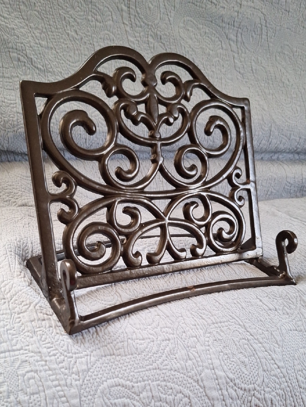 Heavyweight Scrollwork Cast Iron Book Stand